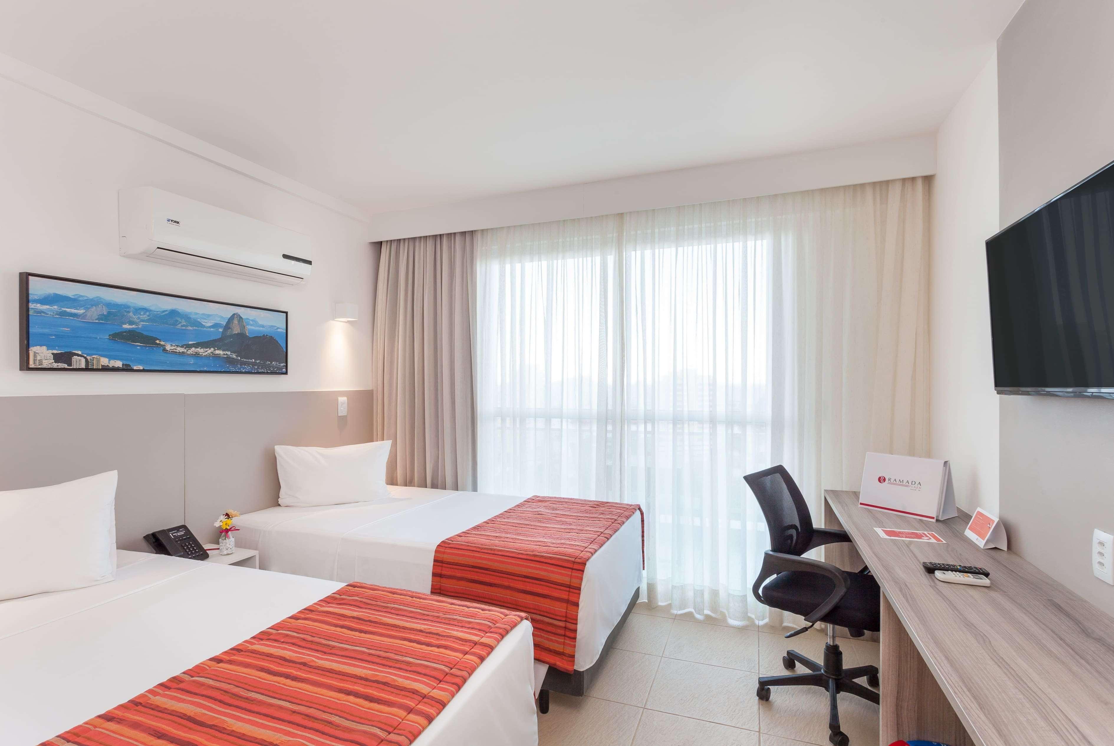 Ramada By Wyndham Macae Hotel & Suites Exteriör bild