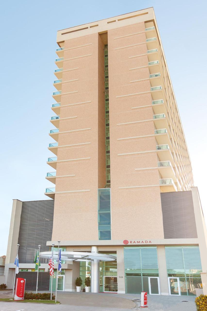 Ramada By Wyndham Macae Hotel & Suites Exteriör bild