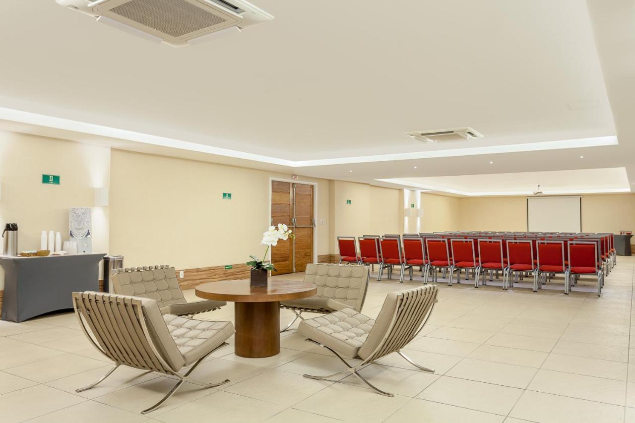 Ramada By Wyndham Macae Hotel & Suites Exteriör bild