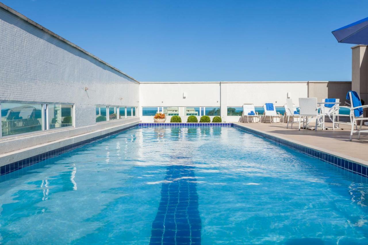 Ramada By Wyndham Macae Hotel & Suites Exteriör bild